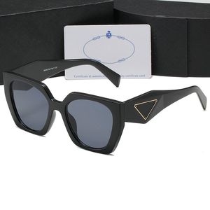 Klassieke designer letterzonnebril luxe voor dames Anti-UV400 gepolariseerde heren klassieke UV-brillen Mode-zonnebril geschikt voor buitenbrillen