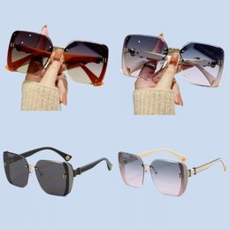 Lunettes de soleil de créateur classiques pour femmes, lentilles en résine adumbral, UV400, rectangle surdimensionné, lunettes de luxe, lettres en métal noir, lunettes sans cadre hj093 E4