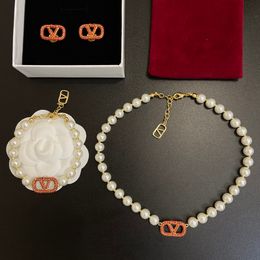 Diseñador clásico Valen Nuevo juego de joyas de perlas, collar de perlas para enviar el amor de la madre