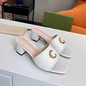 Klassieke Designer Women Platform Sandalen Fashion Slide Ggity Slippers Sexy Heel Luxe lederen Flip-Flops DFHB