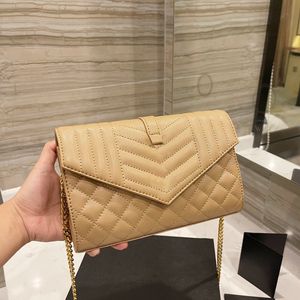 Sac fourre-tout matelassé Classic Designer WOC pour femme Luxurys lady Kate sacs à main de voyage ville Pochette à bandoulière Sacs de haute qualité Sacs à bandoulière en cuir véritable