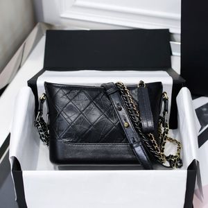 Klassieke ontwerpers schoudertassen handtassen topkwaliteit vrouw mode echte lederen ontwerper handtas dames flap letters black crossbody 233W