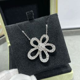 Classic Diamond Five Leaf Sun Flower Necklace for Women 925 Sterling Silver Jewelry Fashion Brandet Gift 240515