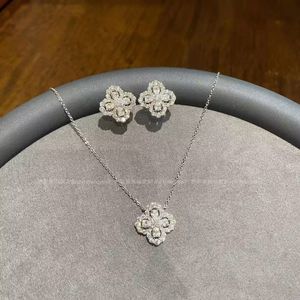 Ensemble collier et boucles d'oreilles Vans en diamant classique en or 18 carats Desinger trèfle à 4 feuilles pendentif chaîne ras du cou mode pour femme robe de soirée cadeau de mariage Thanksgiving