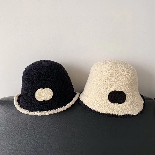 Classique Double Lettre C Seau Chapeau Designer Vintage Chapeau Tricoté Marque Rétro Laine Rouleau Casquette Femmes Casual Fuzzy Petit Bord Chapeaux De Pêcheur