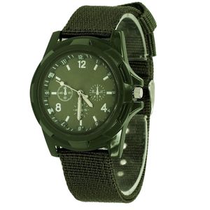 Klassieke Dwaterproof Waterdichte kwarts Watch Army Soldier Militaire Canvas Rieme stof analoge horloges sport polshorloges