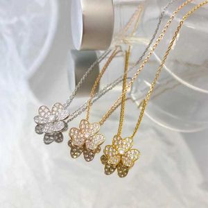 Classic Elegant Design Vanly ketting voor geliefden Lucky Full Diamond Clover modieuze frisse veelzijdige bloemenketen populair 5GJQ