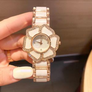 Classic Elegant Designer Watch High Quality Womens Automatic Quartz Watch Fashion Simple Flower Watches Femmes Black White Gol