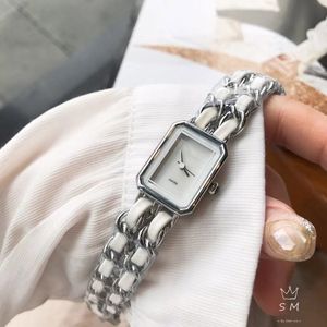 Klassiek Elegant Designer Horloge Dames Automatisch Mode Eenvoudige horloges 30 mm Vierkant Volledig roestvrij staal Dames Goud Zilver Kleur Schattig Horloges 507