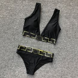 Bordado clásico Diseñador de trajes de baño Bikini Summer Traje de baño sexy Sport Breathable Camis Lingeries Luxury Swimsuit