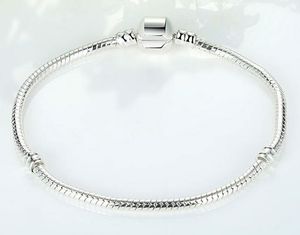 Klassieke Mode Link Armbanden Europa Stijl Plating 925 Silver Snake Chain Spring Clasps DIY Armbanden Armbanden Accessoires Sieraden