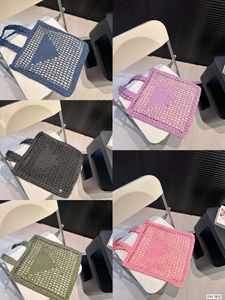 Klassieke mode nieuwe luxe top Holle kwaliteit Tot-tasontwerpers adopteren de rustieke natuurlijke Lafite Prachtige kleurrijk gekleurde haaknaaldgebreide Saoedische handtas