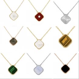 Colliers pendentif de mode classique pour femmes collier de trèfle à 4/quatre feuilles chaînes réglables bijoux de créateur plaqué argent collier en or simple à la mode zb114