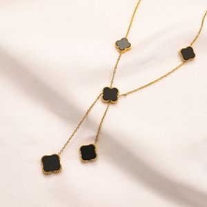 Colliers de pendentif de mode classiques pour femmes élégants colliers de médamment de médaillon de boue de médaillon de trèfle 4 / quatre feuilles