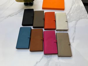 Portefeuille de mode classique Design de luxe Matériau supérieur Sac en cuir de vachette Deux plis Simple et polyvalent Casual Business Wallet Card Bag