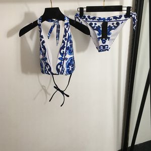 Swimwear à imprimé de flore classique Ensemble de bikini sexy plus taille de maillot de bain plage de style plage