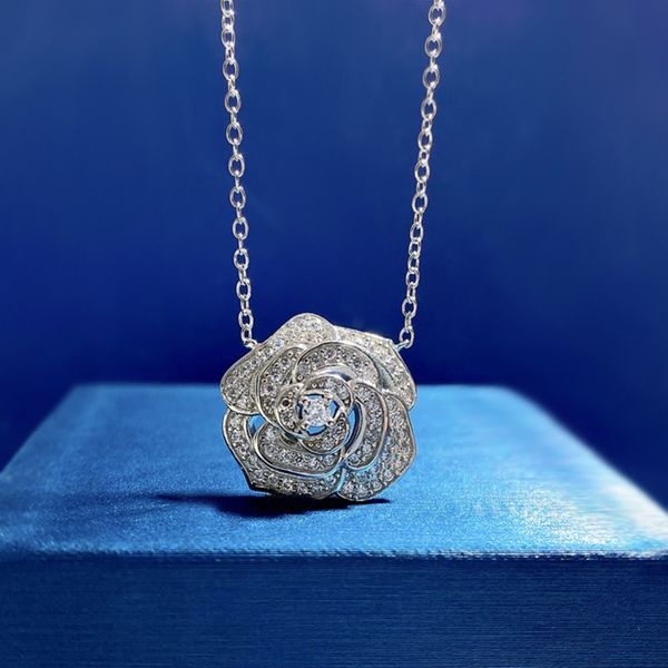 Classique Fleur Moissanite Diamant Pendentif 100% Réel 925 En Argent Sterling De Mariage Pendentifs Collier Pour Femmes Chocker Bijoux