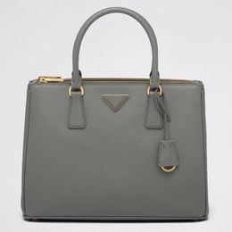 10A Classic Handbags Designer Tote Sag Galleria Cowhide Womens Grey Sag Sac à provisions NOUVEAU INTERTATION DE LA MODE DE CUIR VOLIQUE ETERNAL 32CM