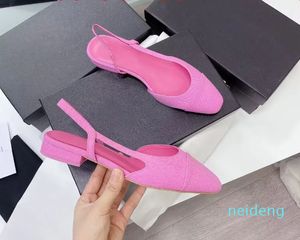 Clásico Sandalias de tacón alto Gladiador 100% Cuero Zapato de diseñador de verano Mujeres gruesas con tacones Moda sexy letra tela dama Correas Zapatos puntiagudos Grandes