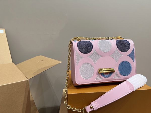 Cartera de cuero de diseñador de lujo de alta calidad clásica Bolso de hombro de envío gratis Bolso de bandolera clásico Diseño de hebilla de bloqueo Cadena de mujer Bolso de mujer de moda