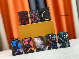 Portefeuilles classiques de haute qualité Womon hommes créateurs de mode sacs à main d'embrayage en relief fleur portefeuille court porte-carte porte-monnaie avec boîte d'origine