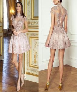 Klassieke Homecoming -jurken Pure High Neck Illusion Cap Mouwen Lace Appliques Pink Party Graduation Cocktail Jurets6158663