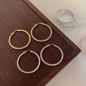 Classic Ins Style Gold Silver Hoop Moucles d'oreilles Personnalité Designer Big Circle Brand de gouttes d'oreille pour femmes pour femmes Party Party Bijoux Accessoires