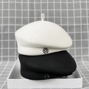 Béret classique pour femmes, chapeau en feutre de laine française, casquette d'hiver plus chaude, blanc et noir, Fedora fascinateur, pilulier de peintre, 231226