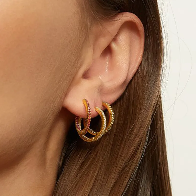 Klassiska stora hoopörhängen smycken för kvinnor glänsande flerfärgade zirkoniumsten Sten Stud Thin Circle Female Earring Piercing Accessory