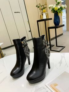 Klassieke lederen ontwerper Soled Desert Martin Boots Sunset Platform Ankle Bootss Winter Ladies Heel 11,5 cm maat 35-42 #01