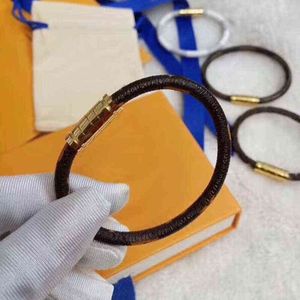 Klassieke lederen streep armbandontwerper Bracelet Magnetic Buckle Luxe charme sieraden dames heren roestvrij staal drie lagen vacuüm