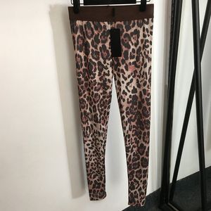 Klassieke luipaard legging broek vrouwelijke slanke broek elastische taille ontwerper broek letters geweven meisjes rompertjes broek