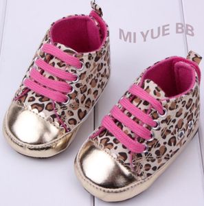 Chaussures de bébé à imprimé léopard classique chaussures pour tout-petits chaussures pour bébé chaussures à semelle souple WY585