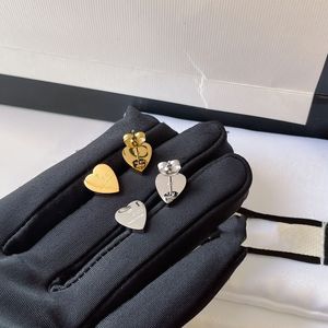 Clásico Carta Stud 18K Chapado en oro Marca de lujo Diseñadores Geométricos Acero inoxidable Mujeres famosas Cristal Rhinestone Perla Pendiente Novia Joyería para fiesta de boda