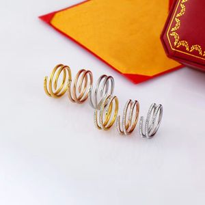 Klassieke liefdesschroefring Luxe designer sieraden Heren- en damesringen Titaniumstaal Letter dubbele band ring maat 5-11