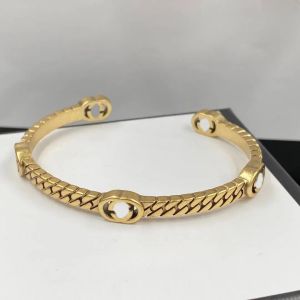 Bracelet de marque de bijoux de luxe classique G Belle manchette ouverte Bracelets Fleur Gemstone Bracelet Designers Femmes Bracelet en or pour hommes avec boîte cadeaux