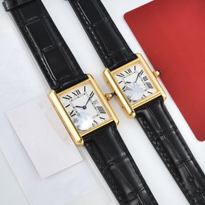 Classique Luxe Lady Vintage Montre Mouvement À Quartz Marqueurs Romains Mens Montre De Luxe Designer Montres Neutre 33.7 / 29.5MM Montres Aucune Boîte