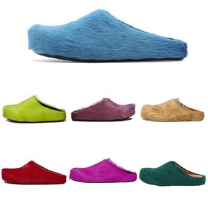 Sandales classiques faites de maître pour femmes Chaussures de créateurs de style polyvalent Femmes Mentides Élégantes Sandales de luxe ensoleillées Sandales plates décontractées