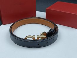 Clásico para hombre cinturón de diseñador cintura uomo reversible ajustable hebilla lisa cinturones de cuero para mujeres diseñador de lujo ceinture moda ornamento regalo AA