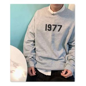 Klassieke heren hoodie designer sweatershirts esse 1977 ronde hals katoen lange mouw mode high street mannen hoodies losse veelzijdige casual top kleding paar stijl