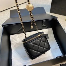 Classique Mini vanité avec chaîne boîte coffre sacs cuir caviar avec écraser boule d'or bandoulière épaule concepteur sacs à main minuscule étui cosmétique pour les femmes