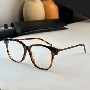 Gafas de sol de diseño minimalistas clásicas para el trabajo, desplazamientos, fiestas al aire libre, hombres de moda, marco de panel cuadrado con símbolo de metal M480 en el costado para mujeres sexys