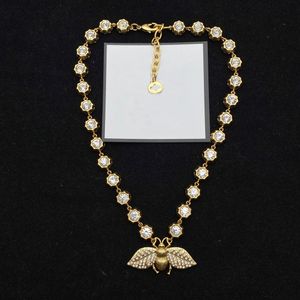 Collier classique de créateur Bee, collier plein de diamants, bijoux cadeau pour amis