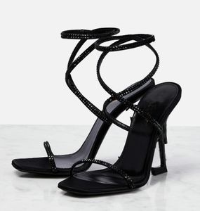 Klassieke Opyum-sandalen Schoenen Met kristallen verfraaid Enkel Strappy Vierkant Open teen Hoge hakken Gespsluiting Lady Famous Gladiator Sandalias EU35-43 Originele doos