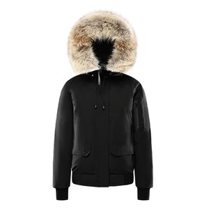 Classic Parka Men Duralble Luxurious Down Veste High East Coat Hot Vendre une veste d'hiver de la plus haute qualité pour l'homme