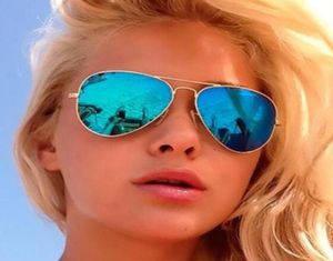 Pilots classiques Lunettes de soleil pour hommes Femmes 58 mm Miroir vintage Shades High Metal Cadre de pêche extérieure Lunets de soleil de qualité avec boîtier 1525891