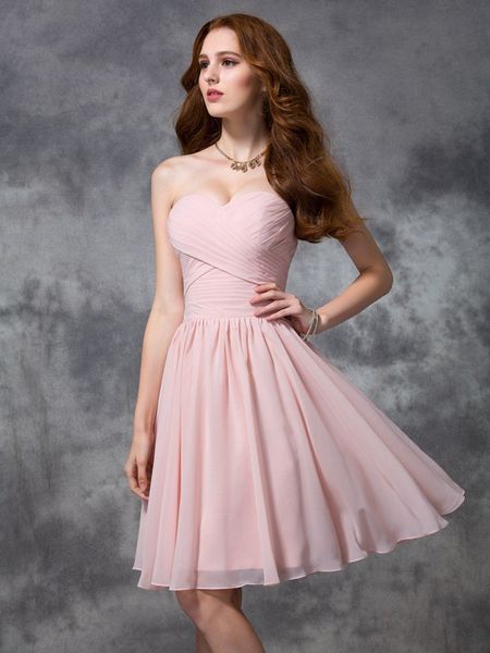 Vestidos de fiesta cortos sin mangas, color rosa clásico, gasa, corte en A, escote en forma de corazón, plisado, con cordones en la espalda, hasta la rodilla, vestido de fiesta de graduación para mujer