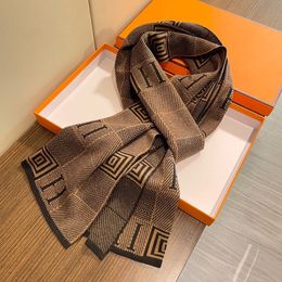 Classic Plaid Luxury Designer Dameshoens Scarf Fringe Scarf Shawl S Winter Women and Men 180x32cm kerstcadeau