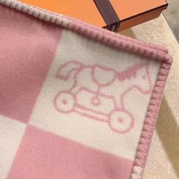 Классическое клетчатое детское кашемировое шерстяное одеяло с узором пони, мягкое удобное одеяло, размер 140 100 см, Рождественский подарок, новое прибытие243p