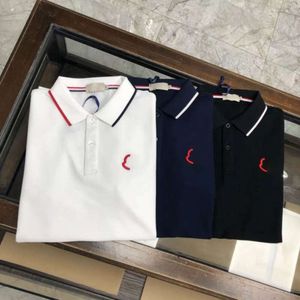 Classic Polo Men Designer T-shirts pour hommes Badge de lettre pour femmes broderie graphique Business Pullover Casual Short Shirt Shirt Three Color